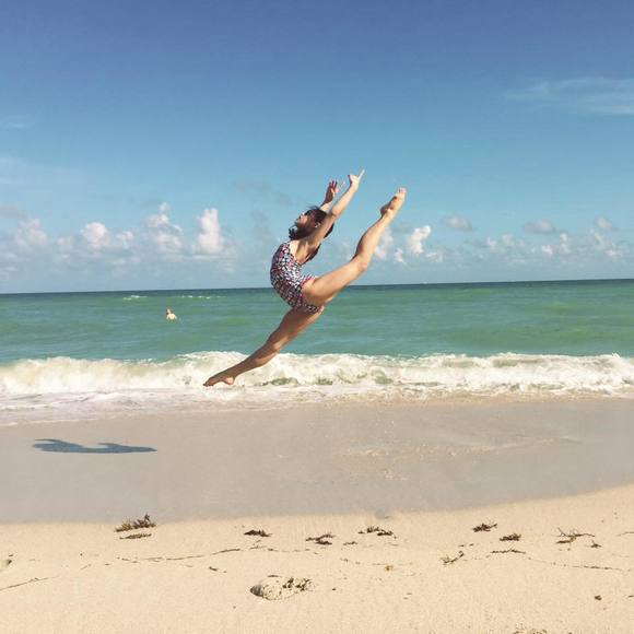 Meet your Posher, Michaella - Picture 1 of 1